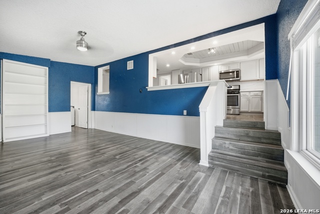 126 Zachry Property Photo 8