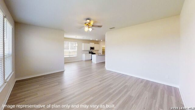 606 Whitewater Creek Property Photo 7