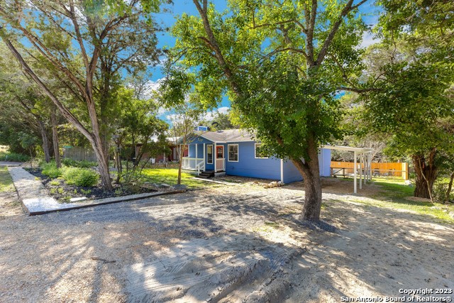 731 Hillside Loop Property Photo 2