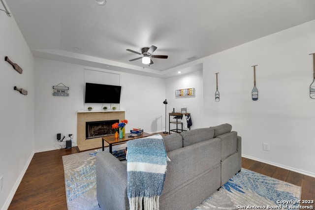 731 Hillside Loop Property Photo 5