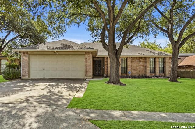 7808 Forest Path Property Photo 2