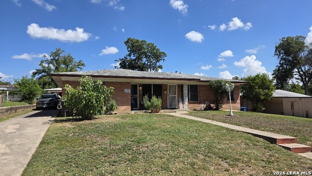 223 Sunnyland Dr Property Photo 1