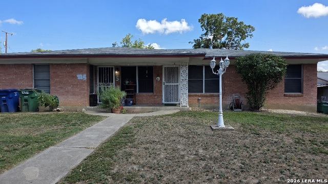 223 Sunnyland Dr Property Photo 2