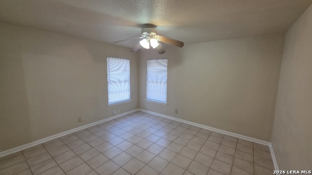 223 Sunnyland Dr Property Photo 4