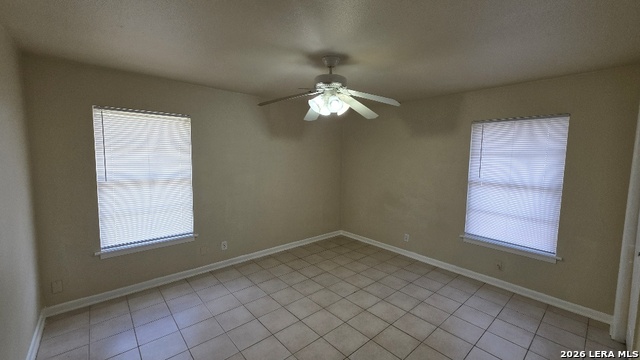 223 Sunnyland Dr Property Photo 5