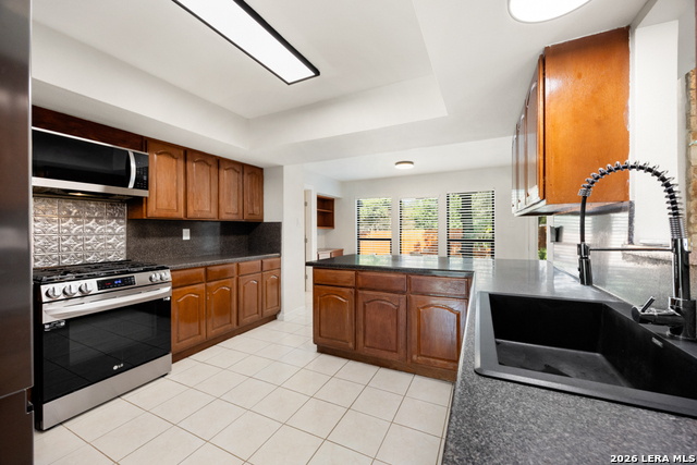 15415 River Bnd Property Photo 13