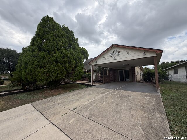 3650 Versailles Dr Property Photo 7