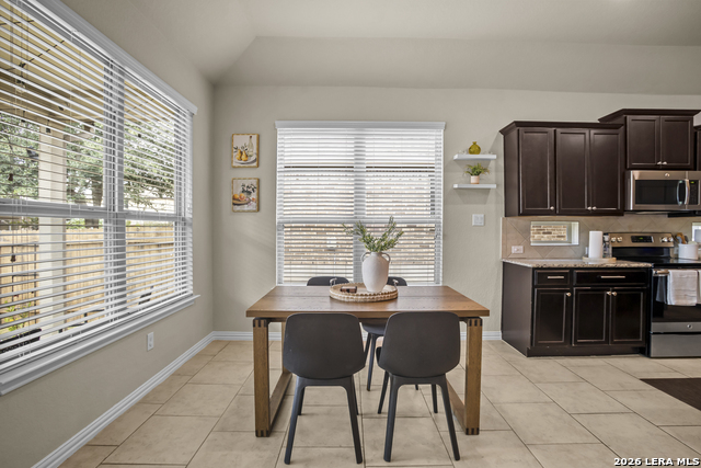 113 Fernwood Property Photo 15
