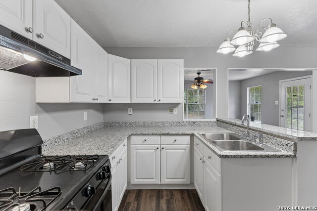 1215 Aaron Pl Property Photo 11