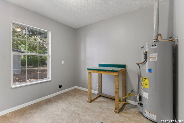 1215 Aaron Pl Property Photo 28
