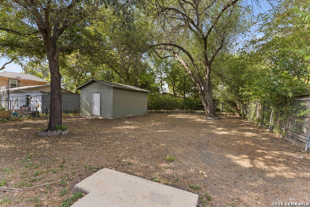 1215 Aaron Pl Property Photo 29