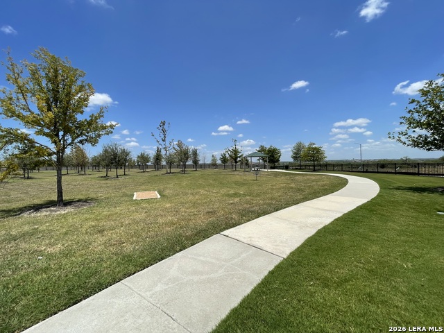 2927 Citron Gdn Property Photo 3