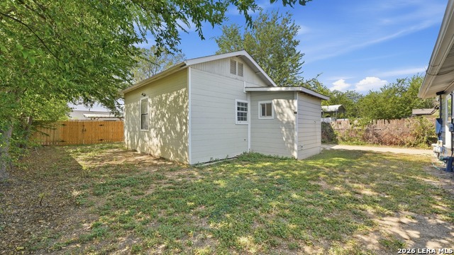 222 Laurelwood Dr Property Photo 7