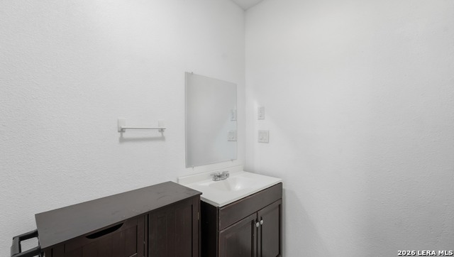 222 Laurelwood Dr Property Photo 12