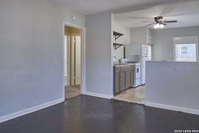 2346 Burnet St. Property Photo 7