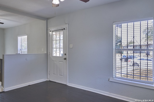 2346 Burnet St. Property Photo 8