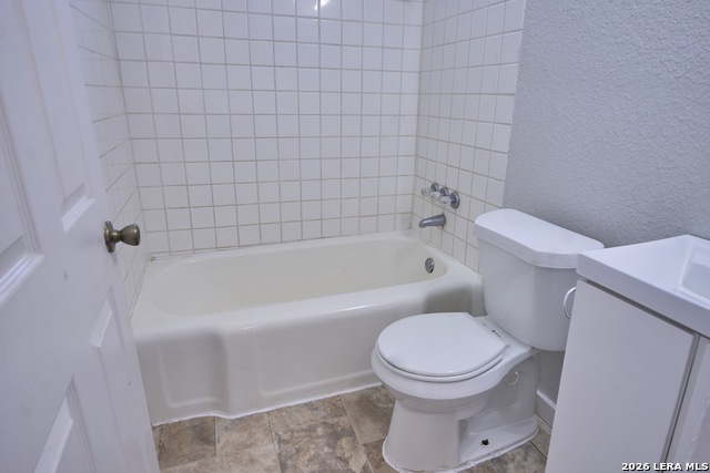 2346 Burnet St. Property Photo 11