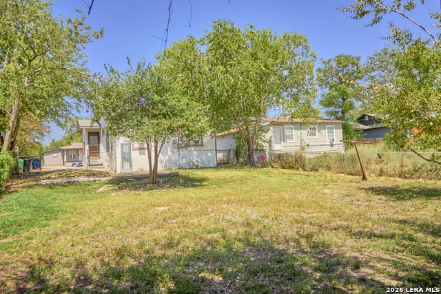 2346 Burnet St. Property Photo 17