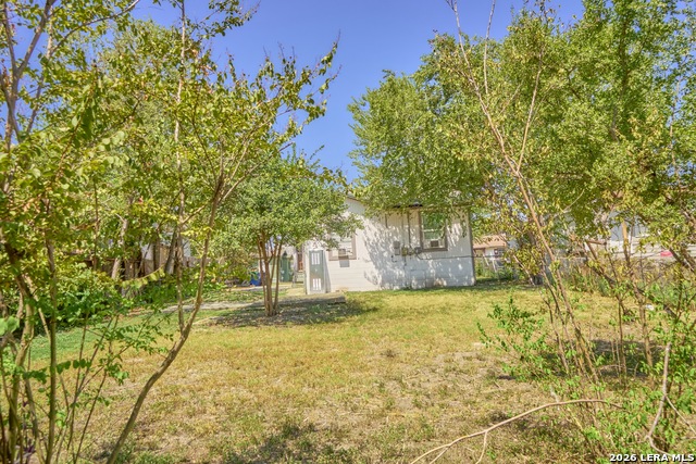 2346 Burnet St. Property Photo 19