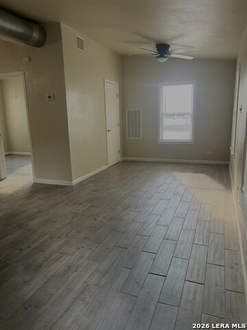 102 Idell Ave Property Photo 2