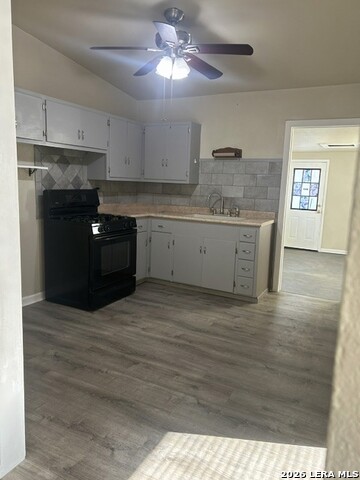 102 Idell Ave Property Photo 4