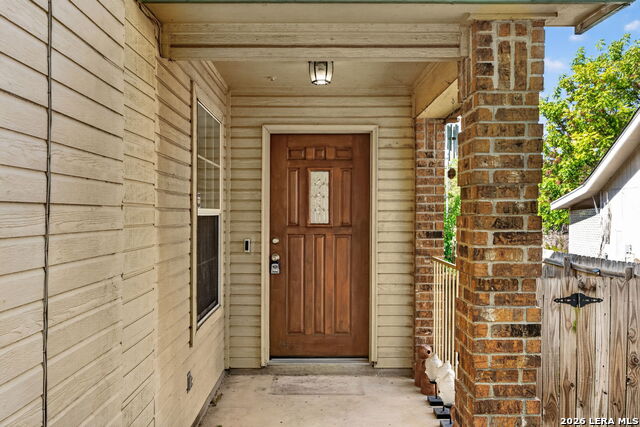 6811 Bluegrass Run Property Photo 3