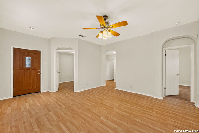 6811 Bluegrass Run Property Photo 7