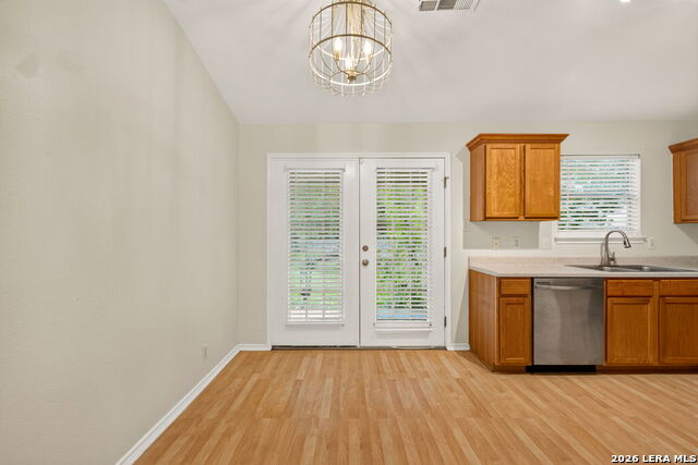 6811 Bluegrass Run Property Photo 10