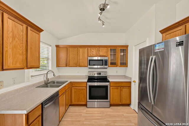 6811 Bluegrass Run Property Photo 12
