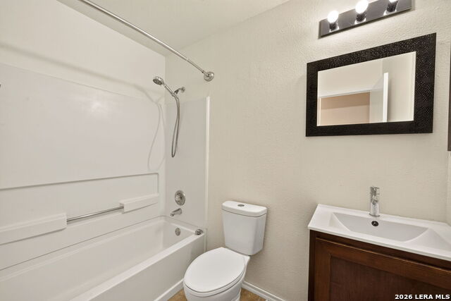 6811 Bluegrass Run Property Photo 20