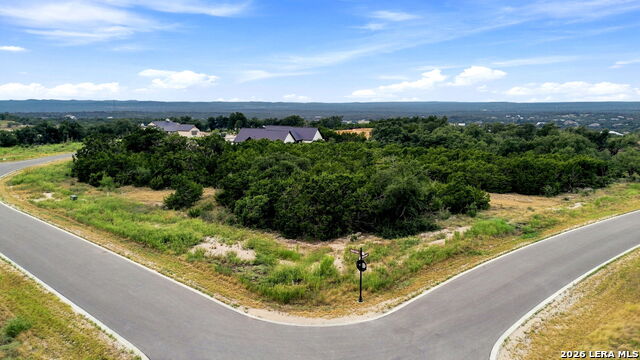 654 TRAVIS FOREST DR Property Photo 1
