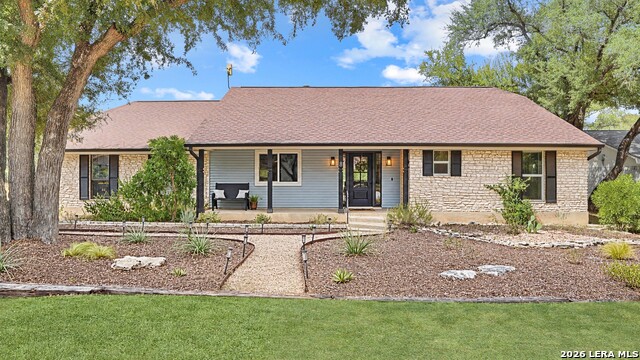 8 Woodcreek Dr Property Photo 1