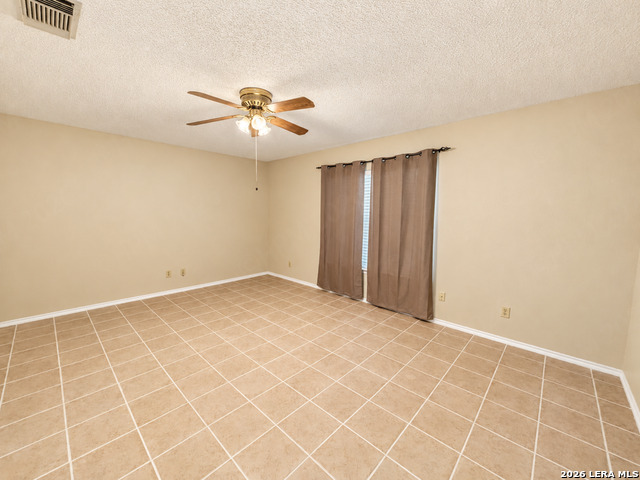 2307 Dalhart Pass Property Photo 15