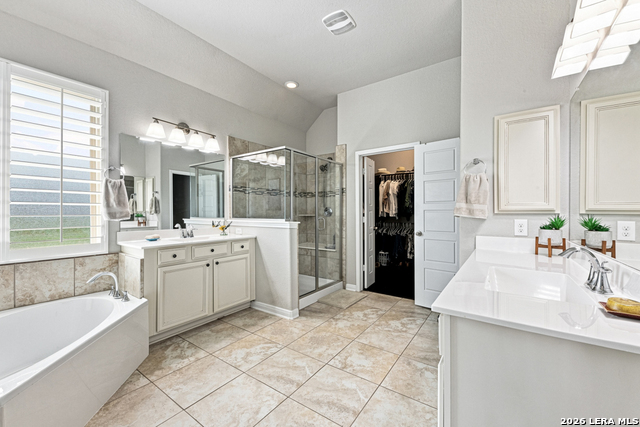 11909 White River Dr Property Photo 4