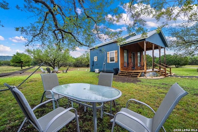 297 Squirrel Bend Property Photo 2