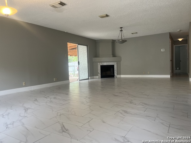 8131 Grand Bend Dr Property Photo 6