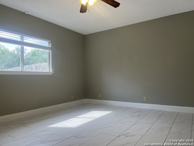 8131 Grand Bend Dr Property Photo 17