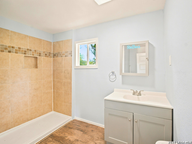 112 Avenue B Property Photo 7