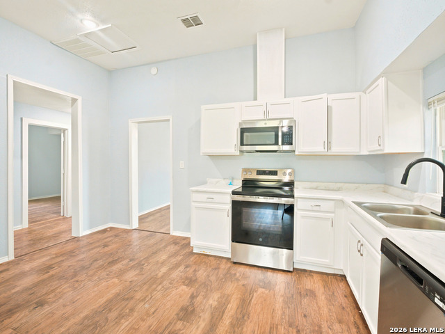 112 Avenue B Property Photo 9