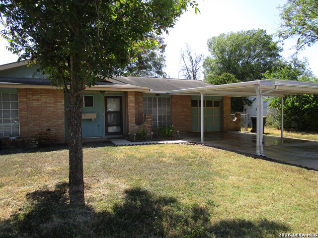 1509 Oak St Property Photo 1