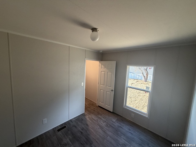 583 Lone Shadow Property Photo 6
