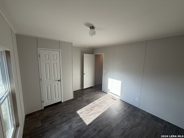 583 Lone Shadow Property Photo 7