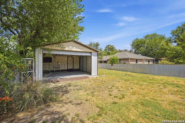2114 Fitch St Property Photo 13
