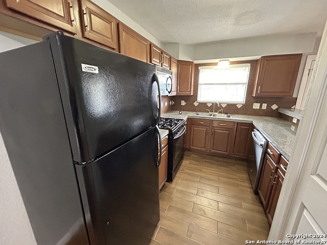 211 Natalen Ave Property Photo 3