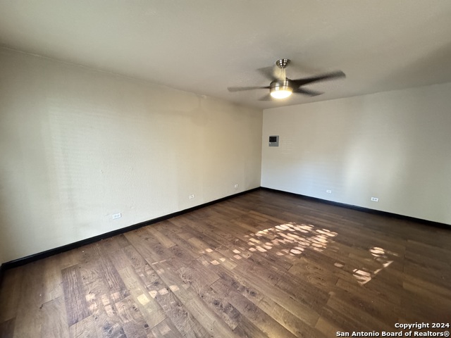 211 NATALEN AVE Property Photo 1