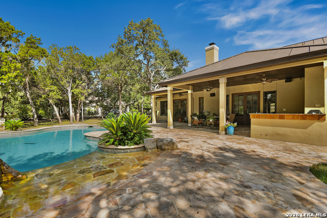 10510 Felsblock Ln Property Photo 5