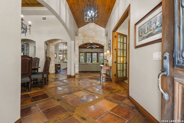 10510 Felsblock Ln Property Photo 11