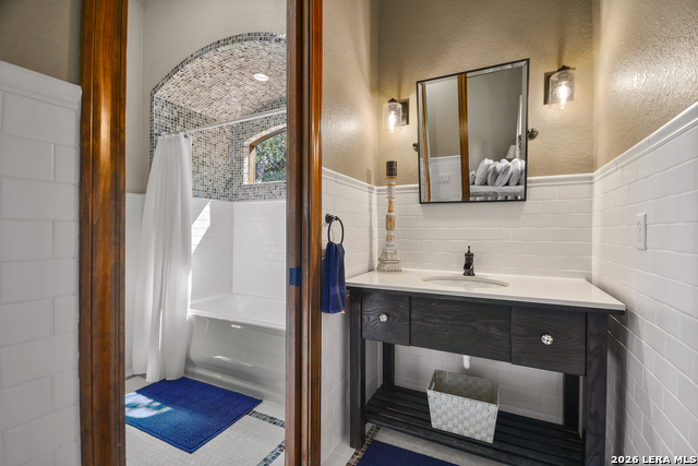 10510 Felsblock Ln Property Photo 38