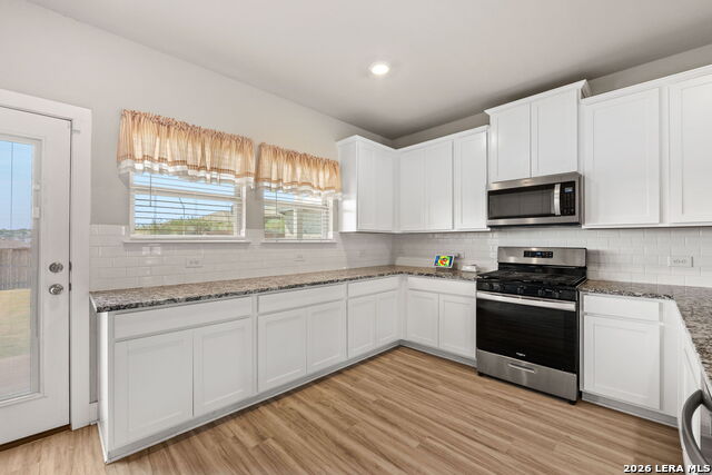 6410 Comanche Sky Property Photo 9