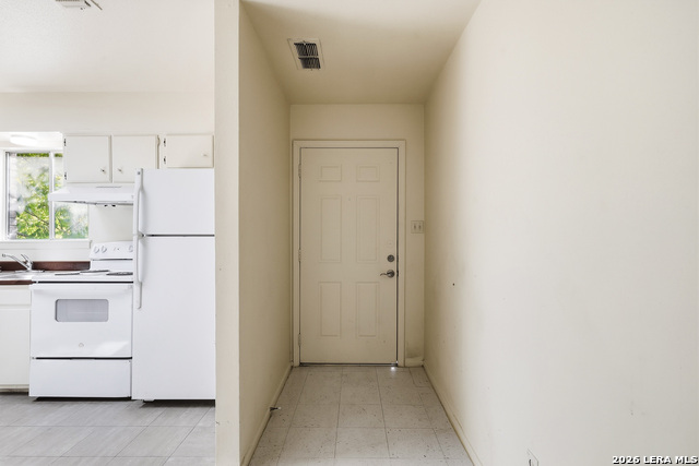 6606 Southpoint St Property Photo 5